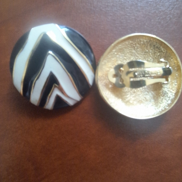 Givenchy classic Zebra earrings